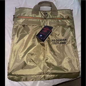 Deluxe military helmet bag